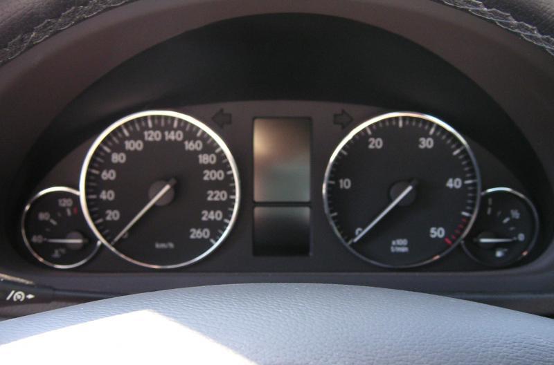 Le compteur de vitesse de votre voiture est-il un gros menteur